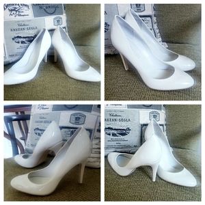 NWOT Aldo cream short heels